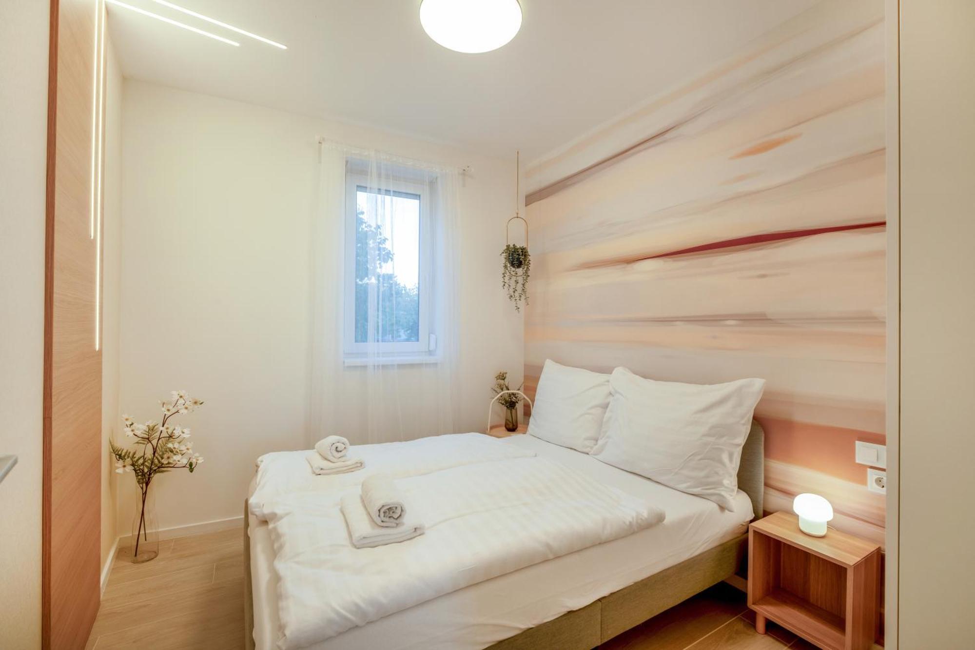 Myflat Club 218 Garden Wellness Apartments Siófok Eksteriør billede